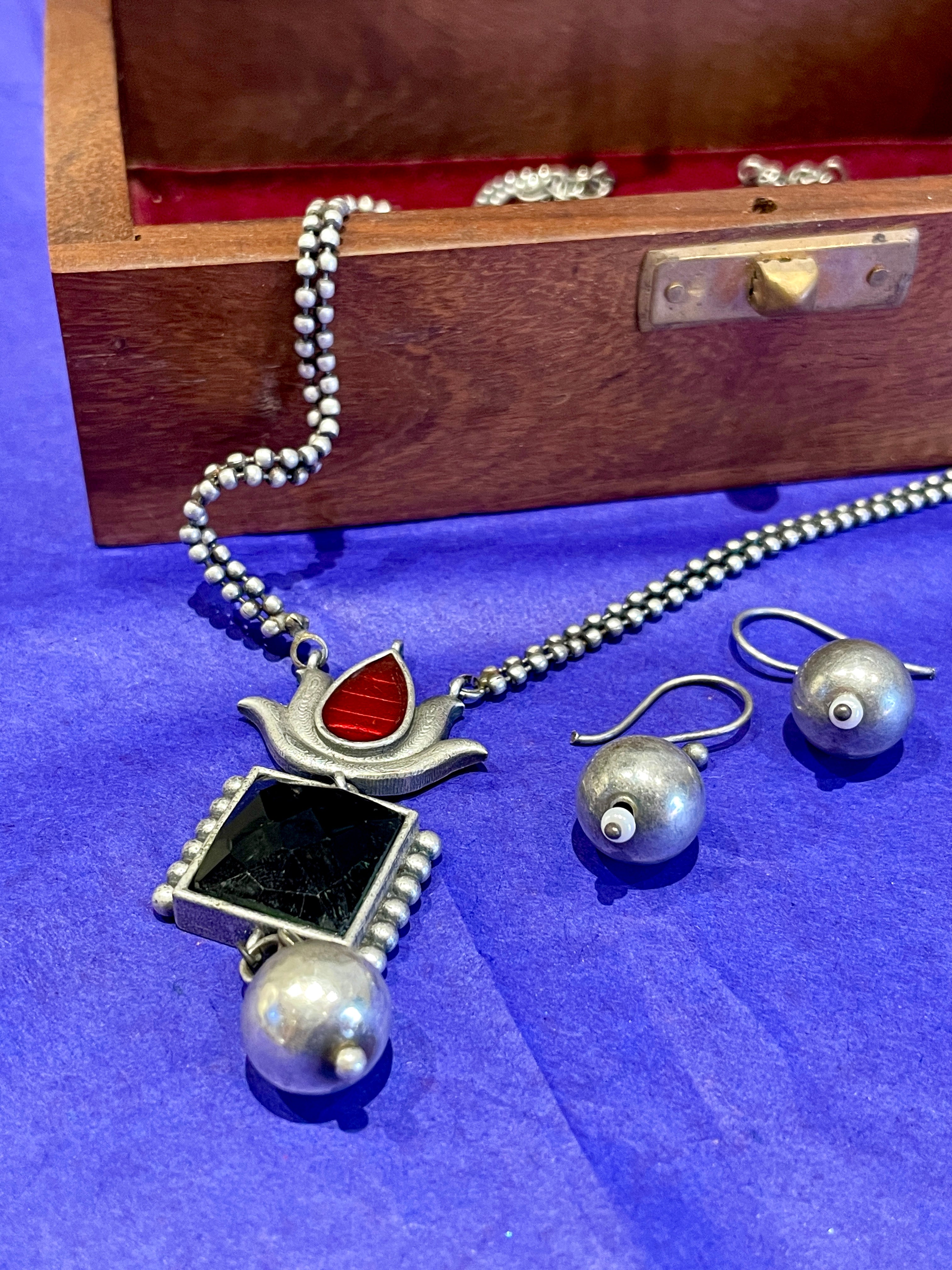 Dual Lotus Drop Necklace Set