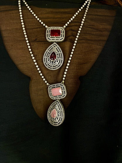 Gayatri Teardrop Pendant Necklace Set - Burgundy