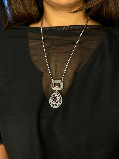 Gayatri Teardrop Pendant Necklace Set - Burgundy