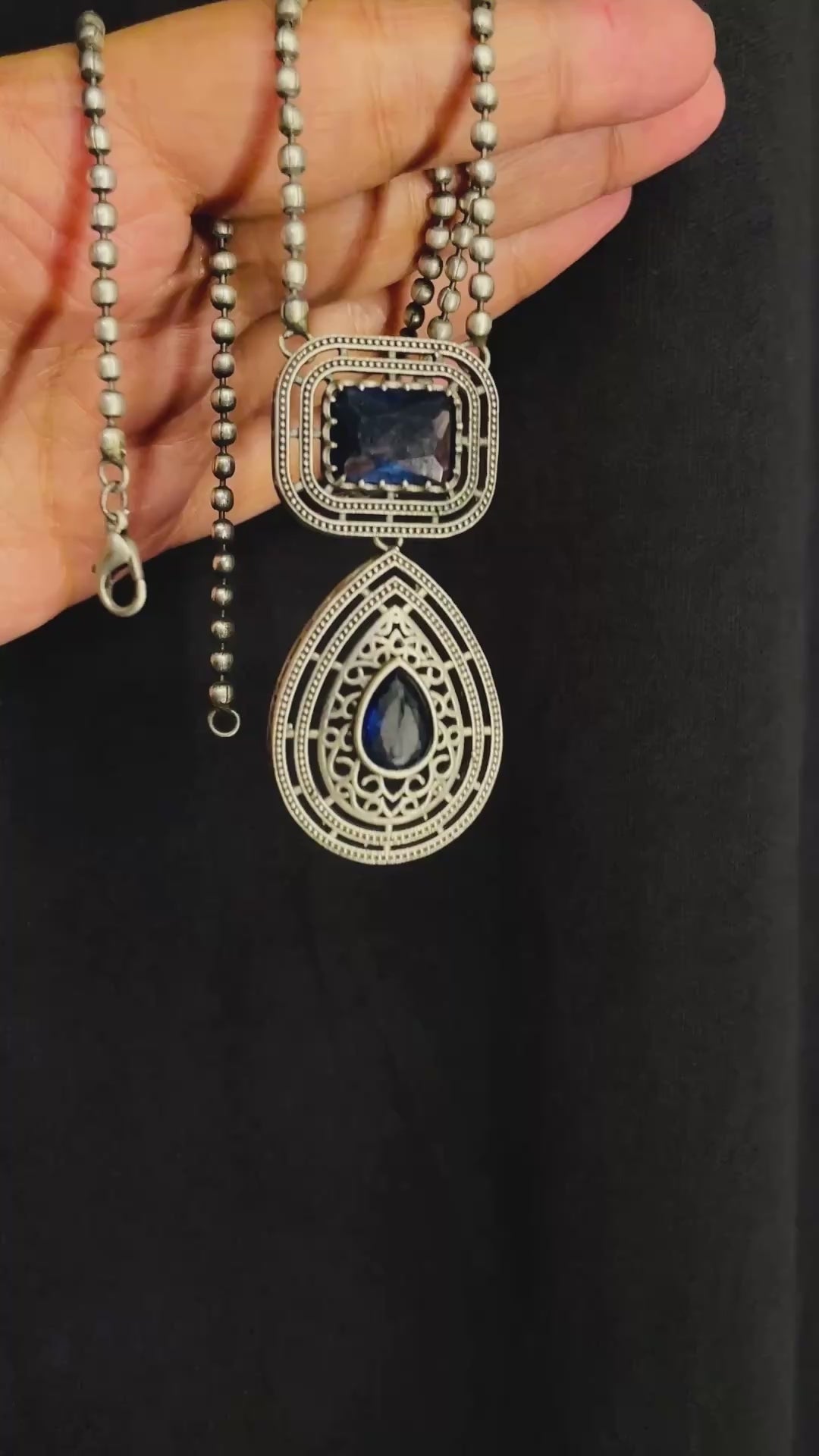 Load video: Gayatri Teardrop Pendant Necklace Set - Royal Blue